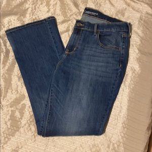 Old Navy Curvy Mid-Rise jeans